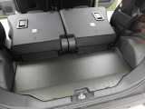 背が高いから大きな荷物も入っちゃう♪シートもアレンジ多彩!!