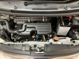 納車前に弊社で点検整備(車検整備)と消耗品部品のエンジンオイル、オイルフィルター、ワイパーゴム、バッテリーを交換いたします。その他の消耗品部品は当社ディーラー整備士の判断により交換いたします!