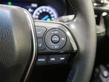 レーダークルーズコントロール(全車速追従機能付)付きです。車速に応じて追従支援してくれるので、ロングドライブも快適です。詳細は販売店スタッフまでおたずねください。