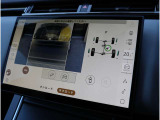 新インフォテイメントシステム「Pivi Pro」に搭載される3Dサラウンドカメラシステム。車輌AIにより車輌を含む周囲の映像を立体的に表示。よりスムーズな駐車や発進が可能となります
