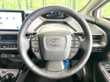 【レーダークルーズコントロール】高速道路での長距離走行が楽に!!自動で速度を保つクルーズコントロールが、衝突軽減システムと連携し、前方の車両を感知して車間を保つように速度調節してくれます!!