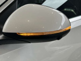 納車前整備は、メルセデスベンツ国際認定メカニックによる最新の検査ライン等の施設が充実した当社工場で入念に行います。メルセデス・ベンツの定める厳しい基準をクリアしたお車のみをご案内させて頂きます。