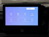 ディスプレイオーディオを装備。スマホとクルマをつなぐことで、これまでのナビに加えて、色々なサービスが楽しめます。