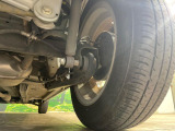 お車を安心してお乗りいただく為には、足回りの定期点検が欠かせません。サービスサポート(有償保証)では無料点検もご提供しており、安心のカーライフをお過ごしいただけるサポート体制が整っています。