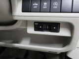 ETC車載器が搭載されているので、高速道路の乗り降りもノンストップで通過できます♪