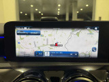 バックカメラにより駐車時の後方確認も楽にできます。