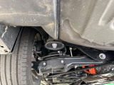 お車を安心してお乗りいただく為には、足回りの定期点検が欠かせません。サービスサポート(有償保証)では無料点検もご提供しており、安心のカーライフをお過ごしいただけるサポート体制が整っています。