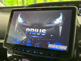 【大画面ナビ】BIG-X10インチナビを装備。存在感のある大画面はインパクト大!ナビ利用時のマップ表示は見やすく、テレビやDVDは臨場感がアップ!いつものドライブがグッと楽しくなります♪