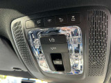 メルセデス・ベンツの定める厳しい基準をクリアしたお車のみをご案内させて頂きます。納車前整備はメーカー規定に基づき100項目以上にも及ぶ点検を熟練のメカニックによって行いご納車させて頂きます。