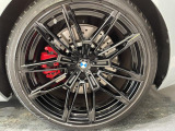 BMWならではの卓越した走りを支えるホイールと足回りです!日本車の走りに慣れている方にもぜひ体感して頂きたいほど、高いレベルでまとまっています!