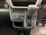 群馬ダイハツでは、安心してお乗りいただけるようにすべての車に検査・クリーニングを実施しています。