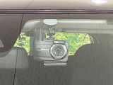 【ドライブレコーダー】ドライブレコーダー装備!走行中はもちろん、あおり運転や事故に遭遇した際、映像で記録し、万一のリスクに備えます。※記録用SDカードはお客様ご自身でご準備いただく必要があります。