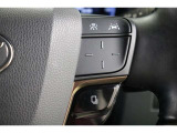 追従機能付クルーズコントロール搭載です。先行車を検知して適切な車間距離を保てる速度に自動で調整、先行車がいなくなったら設定速度で走行を続けてくれます。運転操作の負担を軽減し、疲労軽減に貢献してくれます