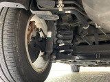 お車を安心してお乗りいただく為には、足回りの定期点検が欠かせません。サービスサポート(有償保証)では無料点検もご提供しており、安心のカーライフをお過ごしいただけるサポート体制が整っています。