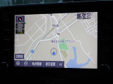 何処へでも行きたい場所へ、安心のトヨタ純正メモリーナビを装備しています。