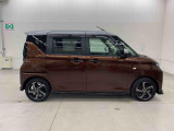 軽自動車、小型車を中心に常時300台展示車を御用意させて頂いております