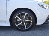 SUBARU認定U-Carは、全車12ヶ月点検、車検などの法定点検を実施。スバル専門メカニックが確かな技術で最大88項目にわたりチェックしており品質、安心を支えます!