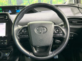 【純正革巻きステアリング】上質な革を使用することで、手にしっかり馴染みとても運転しやすいハンドルです♪