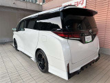 他にも画像がございますので、是非ご覧ください。より詳しくお車をご覧いただけます。