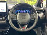 【純正革巻きステアリング】上質な革を使用することで、手にしっかり馴染みとても運転しやすいハンドルです♪