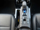 トヨタ認定中古車保証付!(1年間、距離無制限 HV車はHV保証付) 別途延長保証もご用意しております♪ ぜひ現車を確認にご来店ください