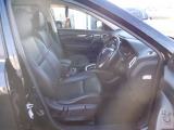 運転のしやすさと充実した安全装備で、お出かけも安心