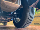 お車を安心してお乗りいただく為には、足回りの定期点検が欠かせません。サービスサポート(有償保証)では無料点検もご提供しており、安心のカーライフをお過ごしいただけるサポート体制が整っています。