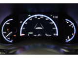 マルチインフォメーションディスプレイ付きのメーターです!エコ運転へ導く多彩な情報を表示してくれます。