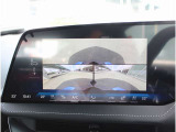 フロントカメラは死角をしっかりうつしてくれるので狭い場所でも安心して運転していただけます!
