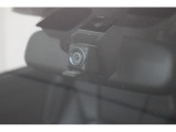 純正ドライブレコーダー装備です。録画した映像はWi-Fiによりスマホ、もしくはPCにてご確認いただけます。
