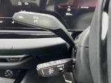 パドルシフト・アダプティブクルーズコントロール装備。ステアリングスイッチにてコックピットの操作可能。
