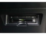 高速道路走行の料金所をノンストップで通過できるETCを装備!※ ETCカードのお申し込みも当社にお任せ下さい!