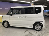 エンジンルーム、室内、クリーニング済みです。厳選したお車を屋内展示場にて展示中☆車両品質には自信がございます!ぜひ一度ご来店ください!!
