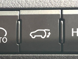 【パワーバックドア】スマートキーや運転席のボタンを押すだけでリアゲートが自動で開閉します!荷物を持っている時や、高い位置にあるバックドアを閉める際に便利な機能です♪