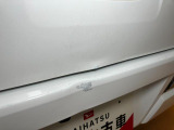 キズ凹み等現状ですがお求めやすくなっております。リーズナブル価格のアウトレット車です!