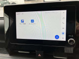 純正ナビを装備。タッチパネル式で使いやすく、お出かけもラクラクです。