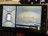 後方の見える安心をお届けするバックガイドモニター付:バックするときのアシストラインもあって楽々バック!車庫入れや縦列駐車をサポートし、苦手な駐車も安心です!今やもう手放せない装備ですネ♪