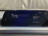 Apple Carplay・Android Auto対応!マツダ コネクト(コマンダーコントロール)でスマートフォンを操作して、通話、音楽を聴いたり、マップで目的地を調べることができます。