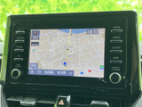 現在地を中心に周辺道路や目印を確認できる地図表示を備えています。目的地までのルート確認や、初めて訪れる場所へのお出かけにも活用しやすい案内画面です。