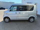 この車両は内装・外装共に非常に綺麗な車で、弊社としても特に自信を持ってご案内させて戴きます。是非とも実車をご覧頂きたい一台です。