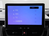 ディスプレイオーディオを装備。スマホとクルマをつなぐことで、これまでのナビに加えて、色々なサービスが楽しめます。