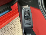 運転席パワーウィンドウスイッチです。