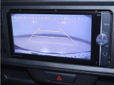 【バックモニター】後方の死角や障害物などを安全確認しながら駐車できます。運転初心者も熟練者も安心ですね♪