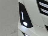 LEDフロントフォグランプを装備しております。