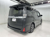 走りにこだわりながら収納力も持ち合わせたお車です。荷物を載せて軽快なドライブを楽しめますよ♪