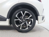 中古車の販売は原則として実車を見てからとさせて頂いております。是非見に来てください!