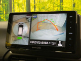 【アラウンドビューモニター】専用のカメラにより、上から見下ろしたような視点で360度クルマの周囲を確認することができます☆死角部分も確認しやすく、狭い場所での切り返しや駐車もスムーズに行えます。