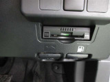 スムーズなゲート通過と割引も使えるETC。(音声案内機能付)