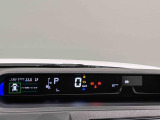 TFTカラ-マルチインフォメ-ションディスプレイ4.2インチの液晶画面に、安全・安心のコンテンツやオ-トエアコンのステ-タスなど、さまざまな運転情報を表示し見やすさにこだわったメ-タ-です♪