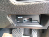 高速道路の乗り降り時のスマートさが嬉しいETC♪高速出入口でノンストップは嬉しいですね♪高速のスマートゲートでは付いていないと降りられません。最近では当たり前の装備になってきました。